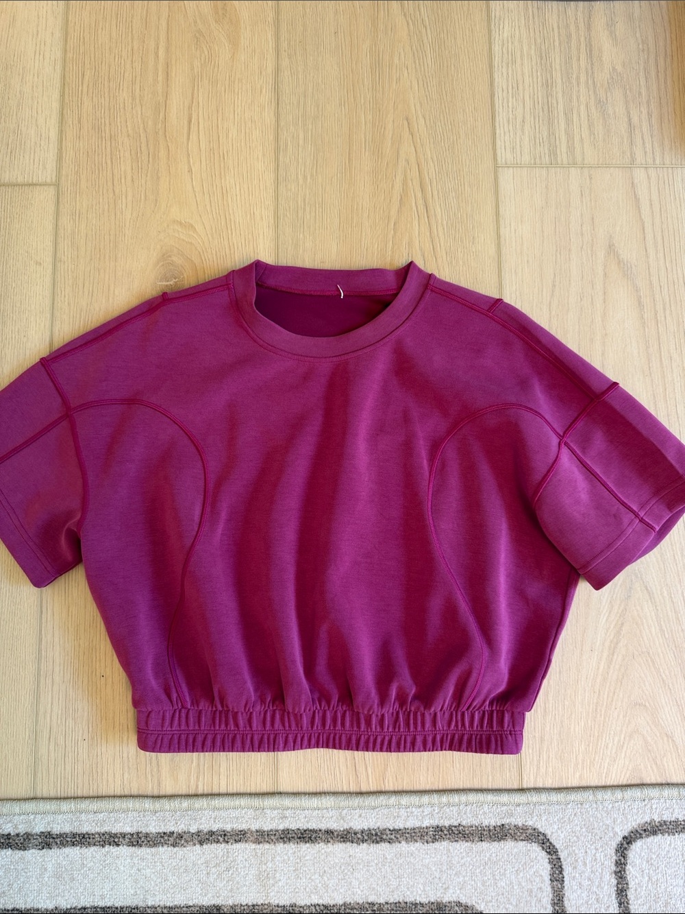 lululemon athletica Short Sleeve Cropped Top in Berry